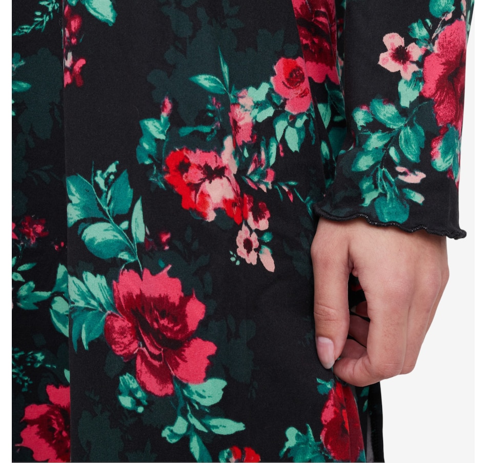 Image 100703_ALTMORE2.jpg, Product 100-703 / Price $44.99, Cuddl Duds Ultra Plush Velvet Fleece with Satin Lounger from Cuddl Duds on TSC.ca's Fashion department