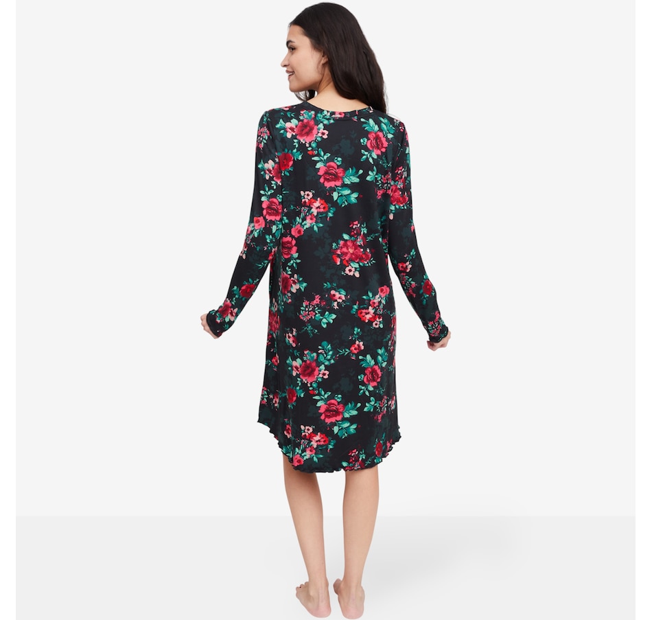 Image 100703_ALTMORE3.jpg, Product 100-703 / Price $44.99, Cuddl Duds Ultra Plush Velvet Fleece with Satin Lounger from Cuddl Duds on TSC.ca's Fashion department