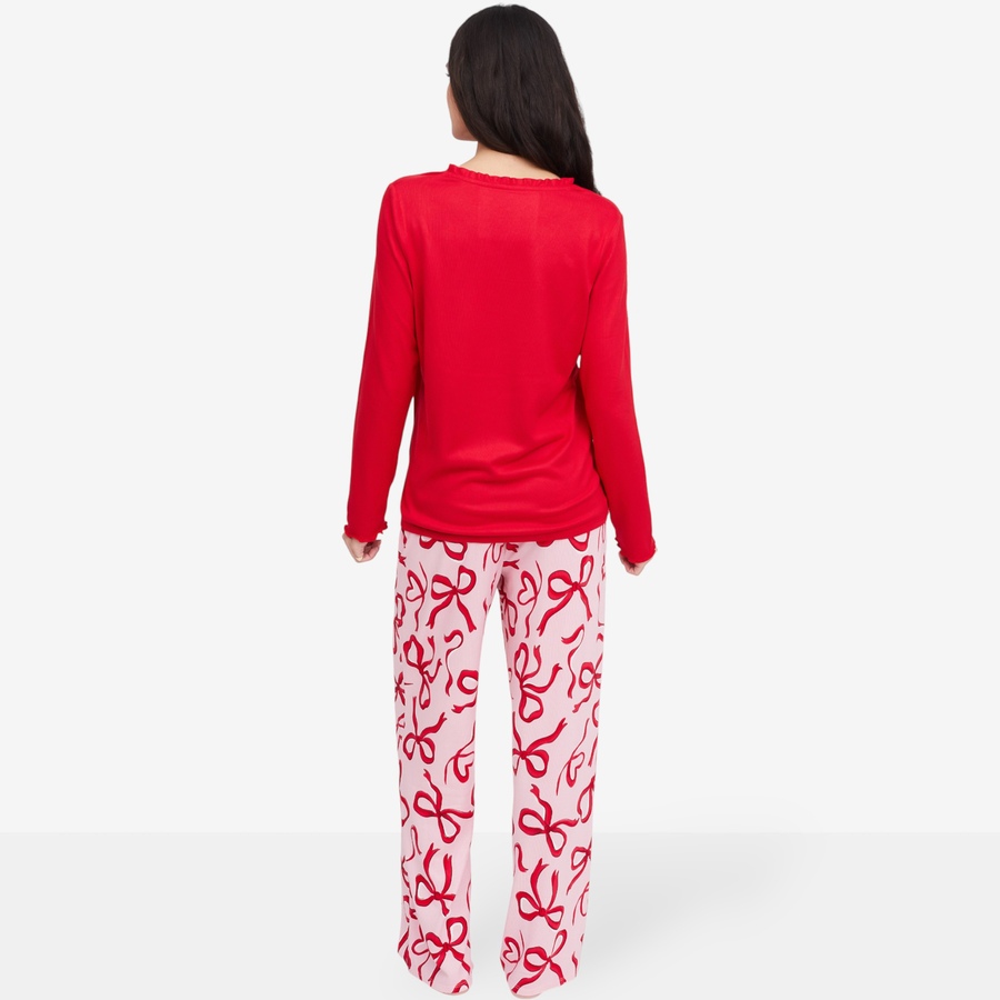Image 100708_ALTMORE4.jpg, Product 100-708 / Price $19.33, Cuddl Duds Bliss Knit Ruffle V-Neck Sleep Set from Cuddl Duds on TSC.ca's Fashion department