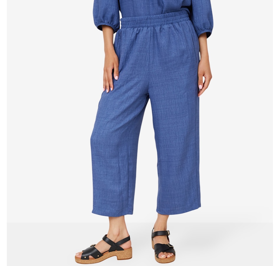 Image 100908_CHA.jpg, Product 100-908 / Price $27.88, Kim & Co. Linen Style Poplin Cropped Relaxed Trouser from Kim & Co. on TSC.ca's Fashion department