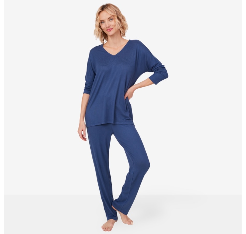 Image 101033_DEEDM.jpg, Product 101-033 / Price $110.00, N Natori Oasis Brushed Knit V-Neck PJ Set from N Natori on TSC.ca's Fashion department