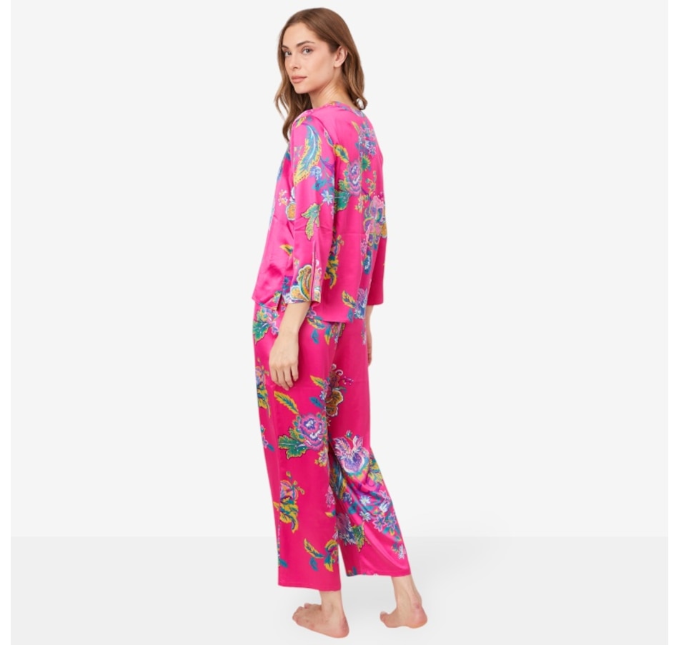 Image 101035_ALTMORE1.jpg, Product 101-035 / Price $89.88, N Natori Festival Stretch Silky Satin V-Neck PJ Set from N Natori on TSC.ca's Fashion department