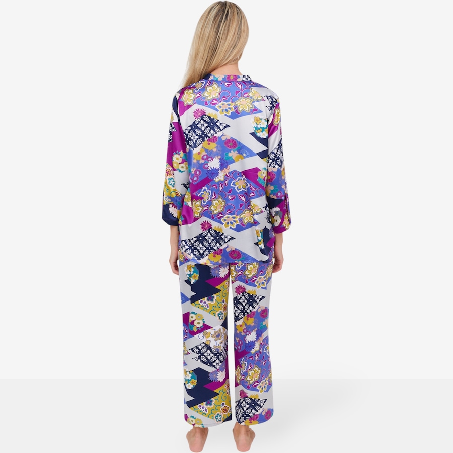 Image 101043_ALTMORE6.jpg, Product 101-043 / Price $110.00, N Natori Deco Stretch Silky Satin PJ Set from N Natori on TSC.ca's Fashion department