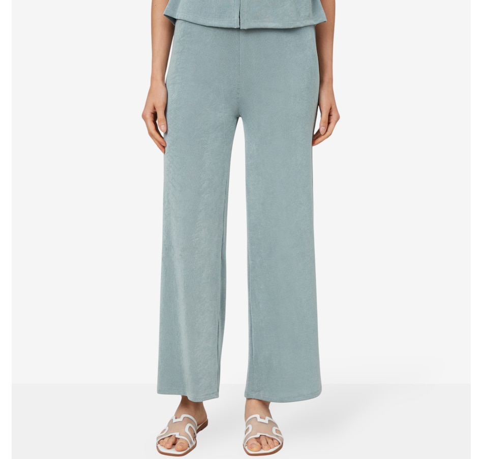 Image 101150_ICG.jpg, Product 101-150 / Price $24.33, Kim & Co. Poly Slinky Palazzo Pant from Kim & Co. on TSC.ca's Fashion department