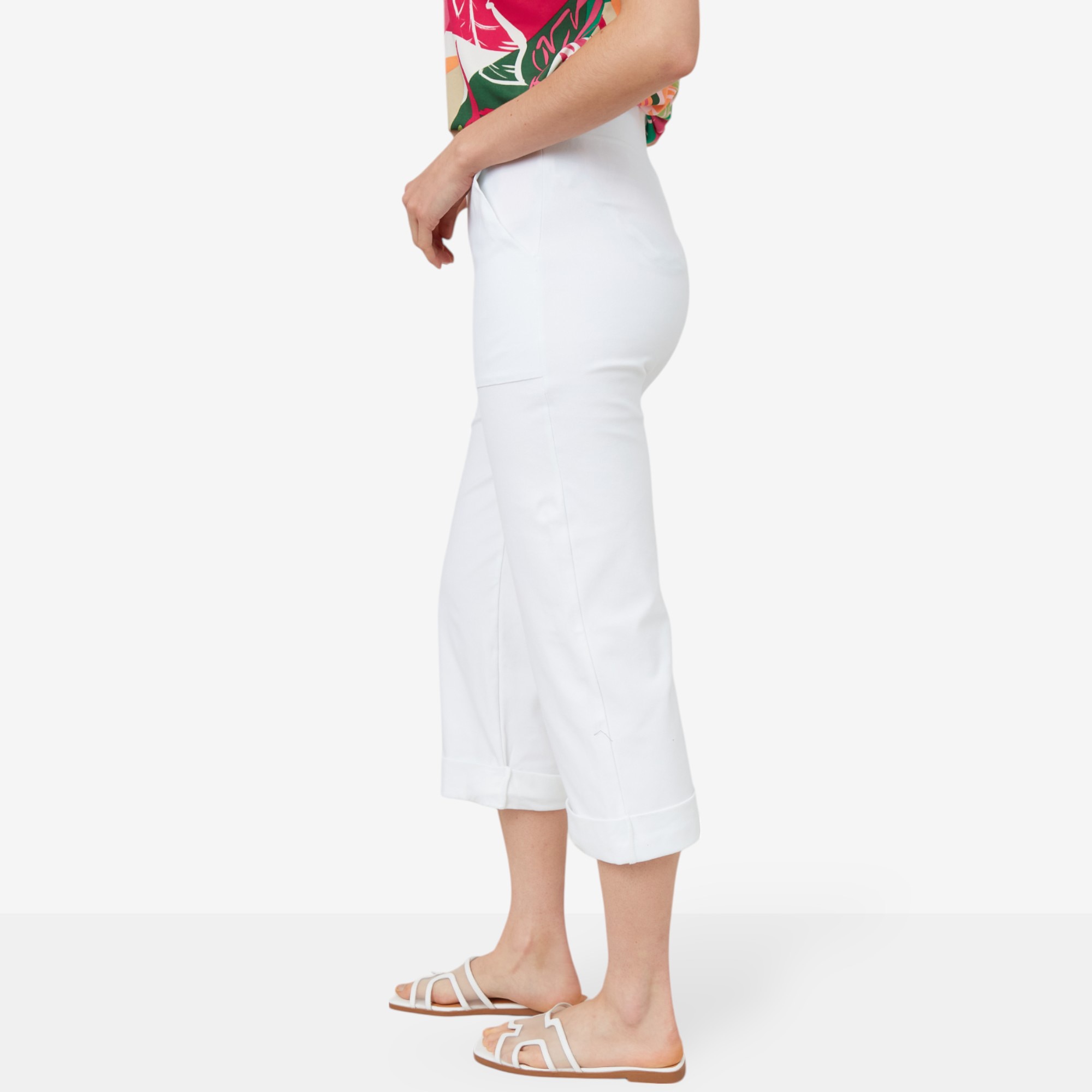 Kim & Co. Deluxe Denim Knit Starlet Cuffed Cropped Pant - TSC.ca