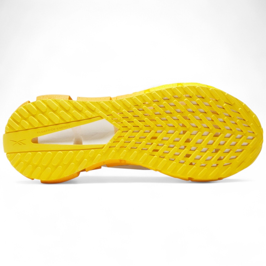 Image 101362_ALTMORE3.jpg, Product 101-362 / Price $129.88, Reebok Men's Floatzig 1 Sneaker from Reebok on TSC.ca's Shoes department