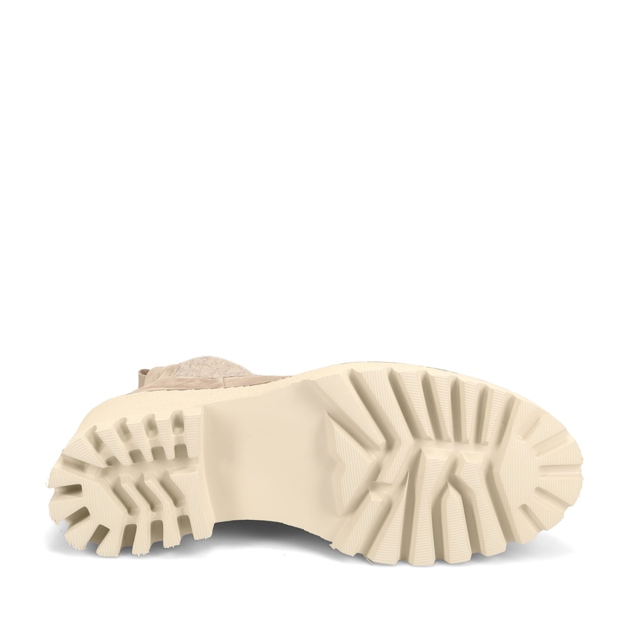 Image 101585_ALTMORE5.jpg, Product 101-585 / Price $299.88, Ron White Emmaline Lustre Chelsea Boot from Ron White on TSC.ca's Shoes department