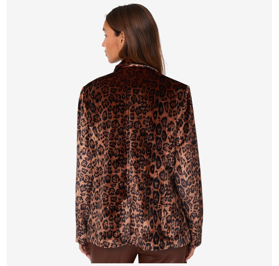 Image 101857_ALTMORE2.jpg, Product 101-857 / Price $170.00, Stacy London Single Breasted Velvet Blazer from by Stacy London on TSC.ca's Fashion department