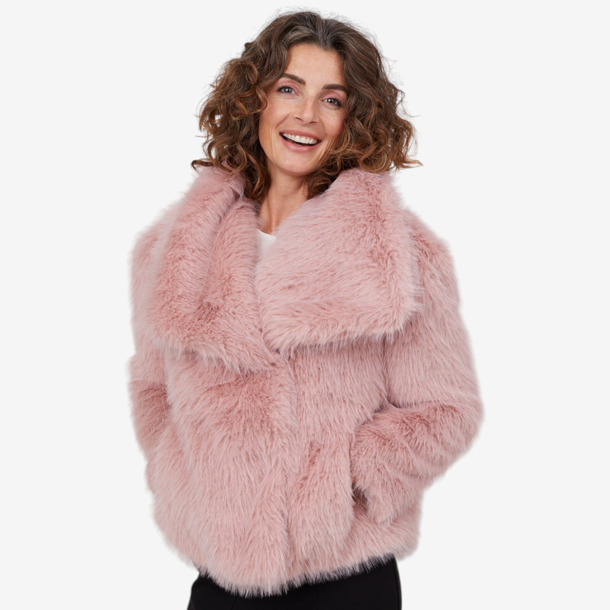 ジャケット・アウター THEREDTHREAD S fur jacket short THEREDTHREAD / ザレッドスレッド】S fur jacket short