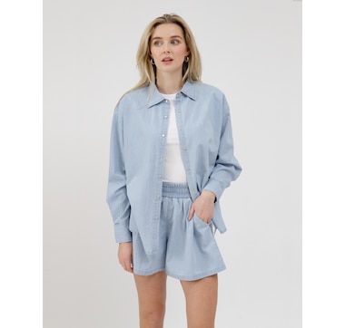 Brunette The Label Chambray Button Up with Pearl Snaps