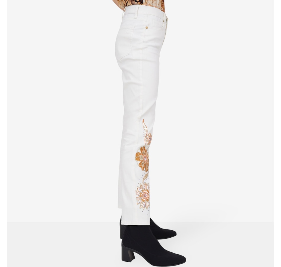 Image 102045_ALTMORE1.jpg, Product 102-045 / Price $74.88, Diane Gilman New Classic Stretch Embellished Skinny Jean from DG2 by Diane Gilman on TSC.ca's Fashion department