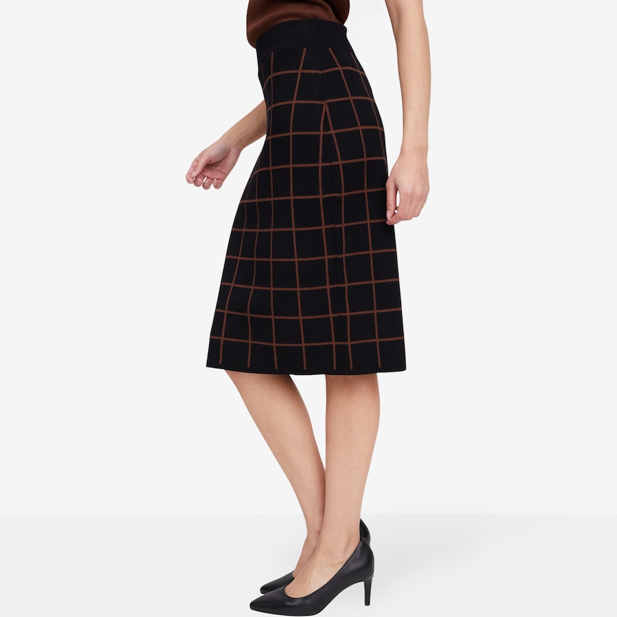 Image 102141_ALTMORE4.jpg, Product 102-141 / Price $39.88, Nina Leonard Box Jacquard Pencil Skirt with Elastic Waist from Nina Leonard on TSC.ca's Fashion department
