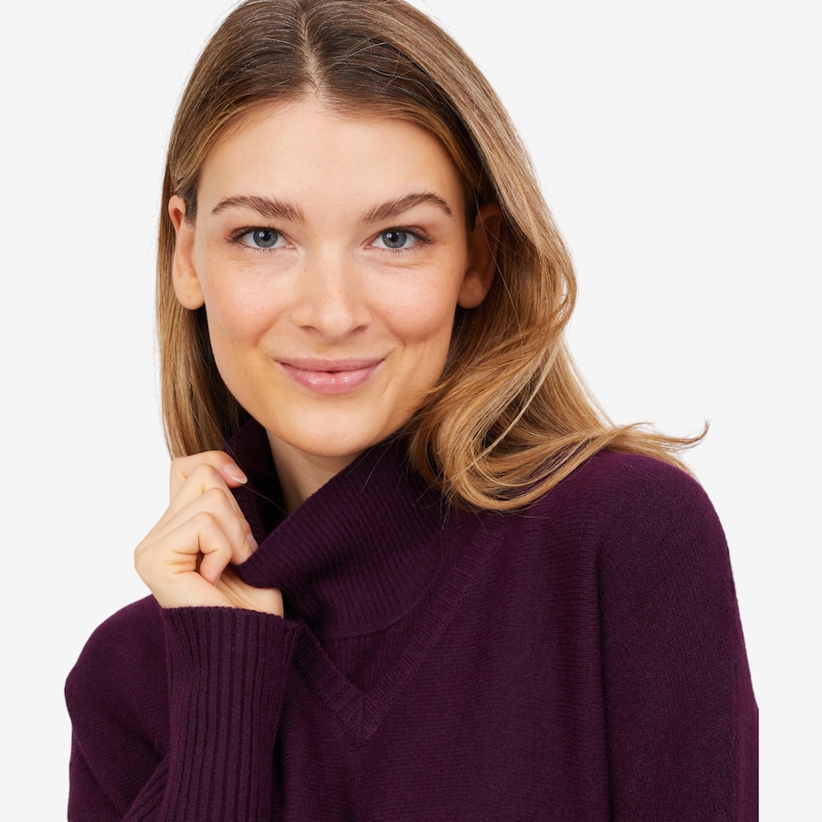Image 102179_ALTMORE1.jpg, Product 102-179 / Price $19.33, Wynne Style Sweater Knit Dickie from Wynnelayers on TSC.ca's Fashion department