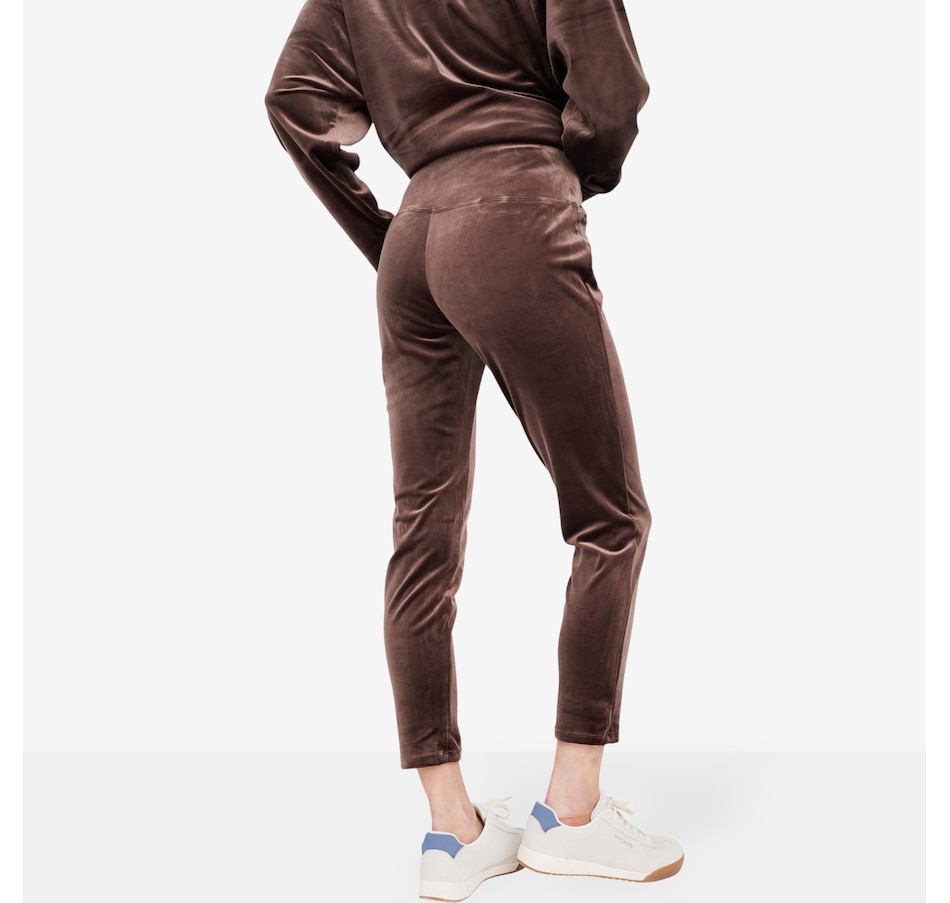 Image 102190_ALTMORE1.jpg, Product 102-190 / Price $79.90, Wynne Style Luxe Velour Legging from Wynnelayers on TSC.ca's Fashion department
