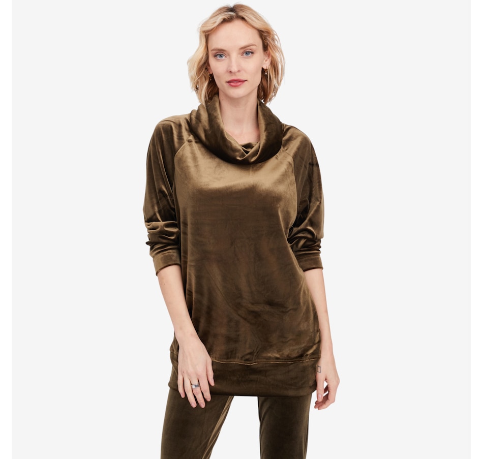 Image 102193_ALTMORE1.jpg, Product 102-193 / Price $104.90, Wynne Style Luxe Velour Tunic from Wynnelayers on TSC.ca's Fashion department