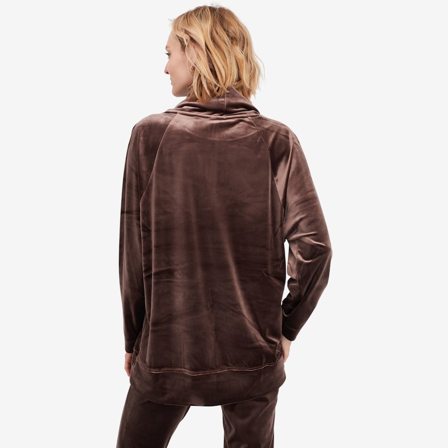 Image 102193_ALTMORE4.jpg, Product 102-193 / Price $39.33, Wynne Style Luxe Velour Tunic from Wynnelayers on TSC.ca's Fashion department
