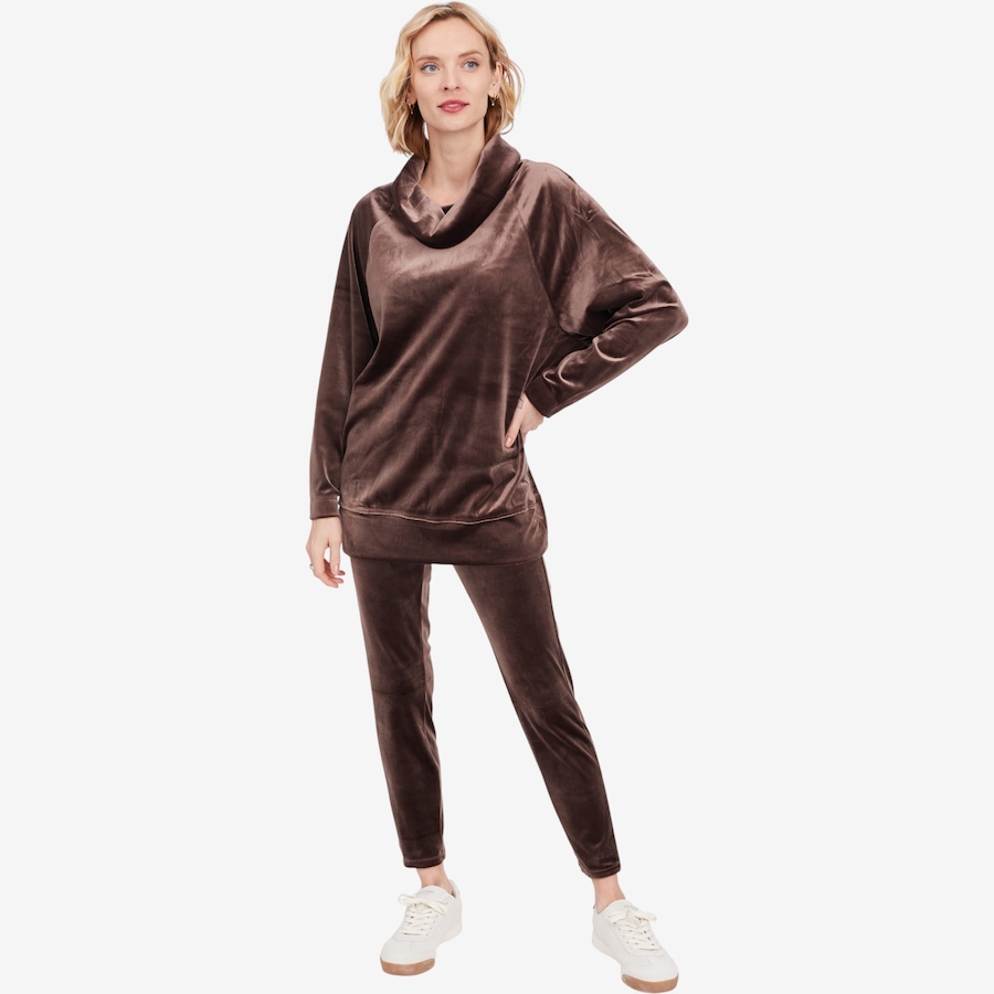 Image 102193_ALTMORE5.jpg, Product 102-193 / Price $39.33, Wynne Style Luxe Velour Tunic from Wynnelayers on TSC.ca's Fashion department