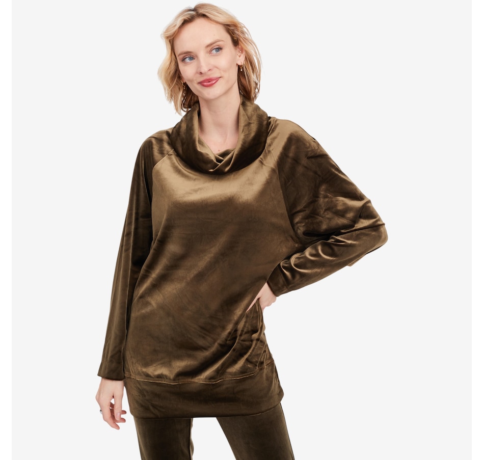 Image 102193_FER.jpg, Product 102-193 / Price $104.90, Wynne Style Luxe Velour Tunic from Wynnelayers on TSC.ca's Fashion department