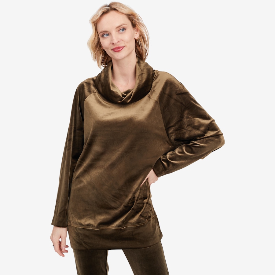 Image 102193_FER.jpg, Product 102-193 / Price $39.33, Wynne Style Luxe Velour Tunic from Wynnelayers on TSC.ca's Fashion department