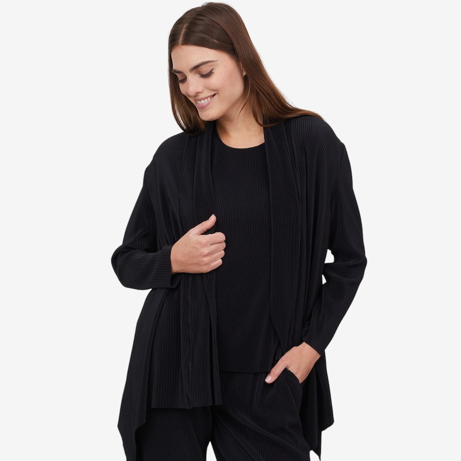 Image 102254_BLK.jpg, Product 102-254 / Price $39.33, Wynne Style Plisse Cardigan from Wynnelayers on TSC.ca's Fashion department