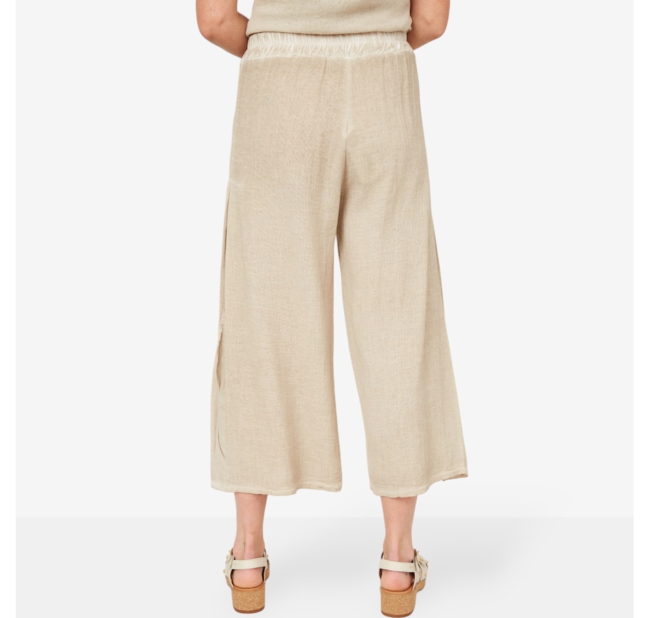 Image 102376_ALTMORE1.jpg, Product 102-376 / Price $34.33, M Made In Italy Pull-On Capris with Side Seam Pockets from M Made in Italy on TSC.ca's Fashion department