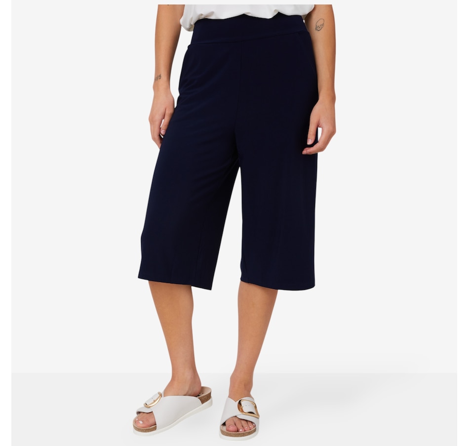 Image 102569_NVY.jpg, Product 102-569 / Price $19.33, Kim & Co. Brazil Knit City Short with Pockets from Kim & Co. on TSC.ca's Fashion department