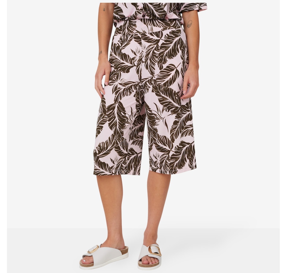 Image 102569_PISSE.jpg, Product 102-569 / Price $19.33, Kim & Co. Brazil Knit City Short with Pockets from Kim & Co. on TSC.ca's Fashion department