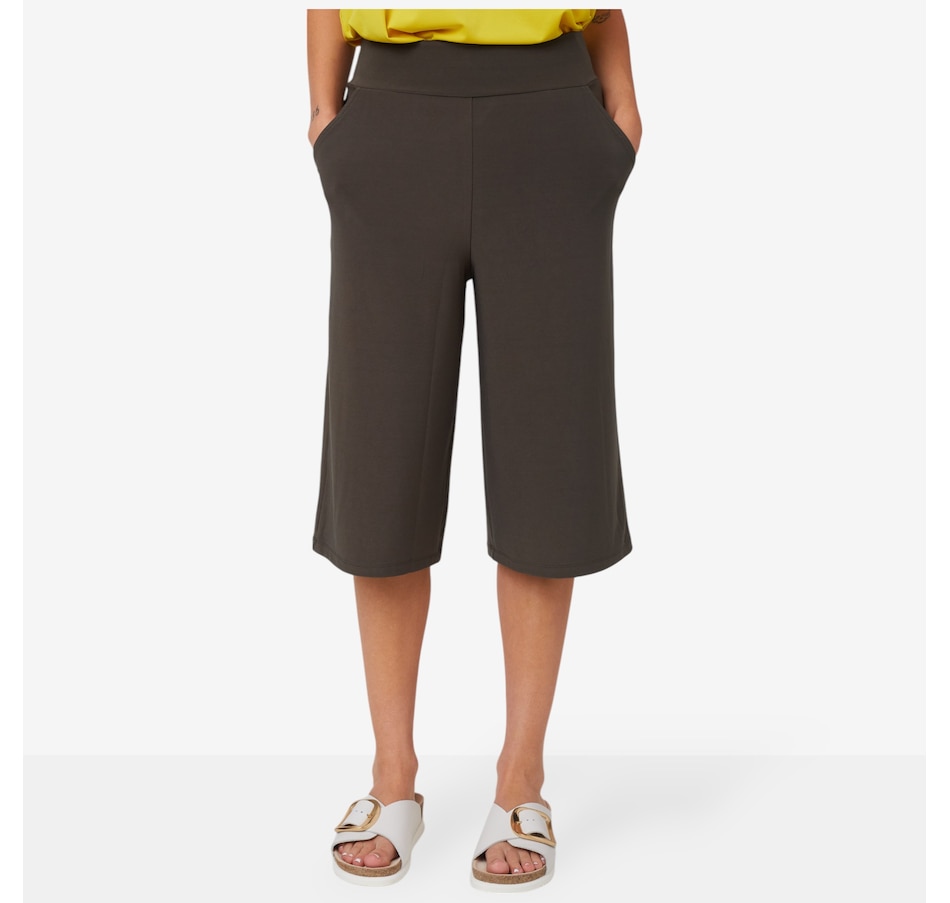 Image 102569_SVS.jpg, Product 102-569 / Price $19.33, Kim & Co. Brazil Knit City Short with Pockets from Kim & Co. on TSC.ca's Fashion department