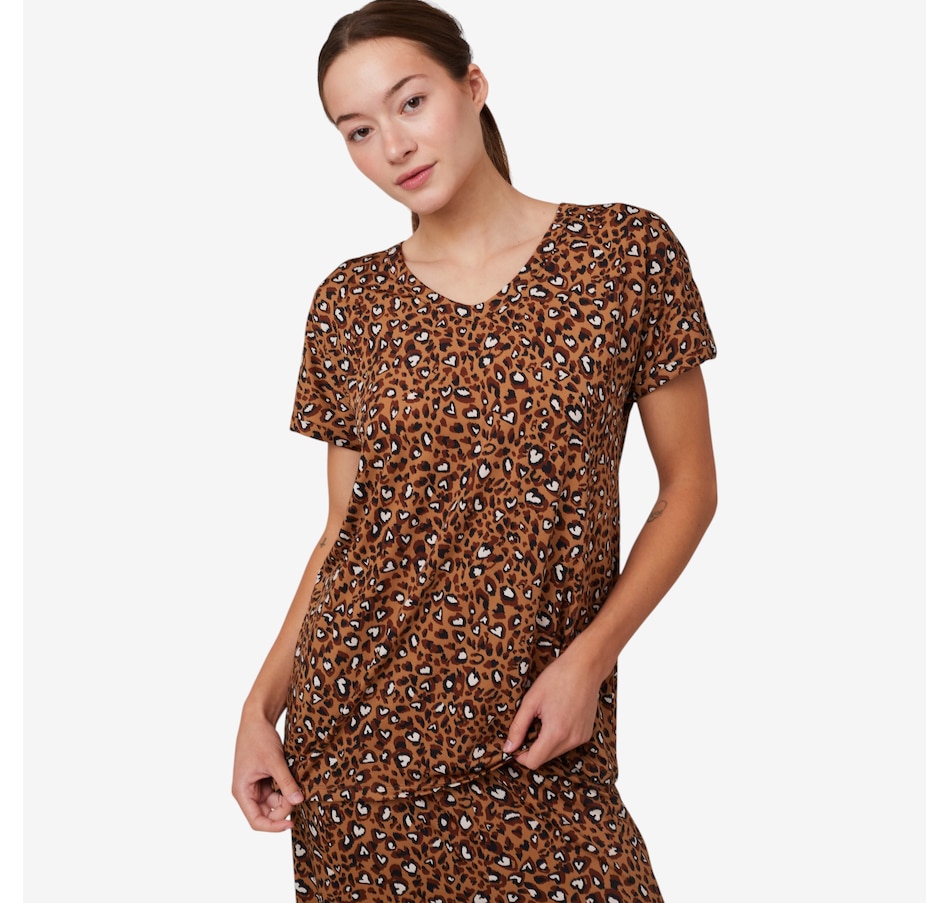 Image 102572_CBK.jpg, Product 102-572 / Price $19.33, Kim & Co. Brazil Knit Back To Front Reversible Short Sleeve Top from Kim & Co. on TSC.ca's Fashion department