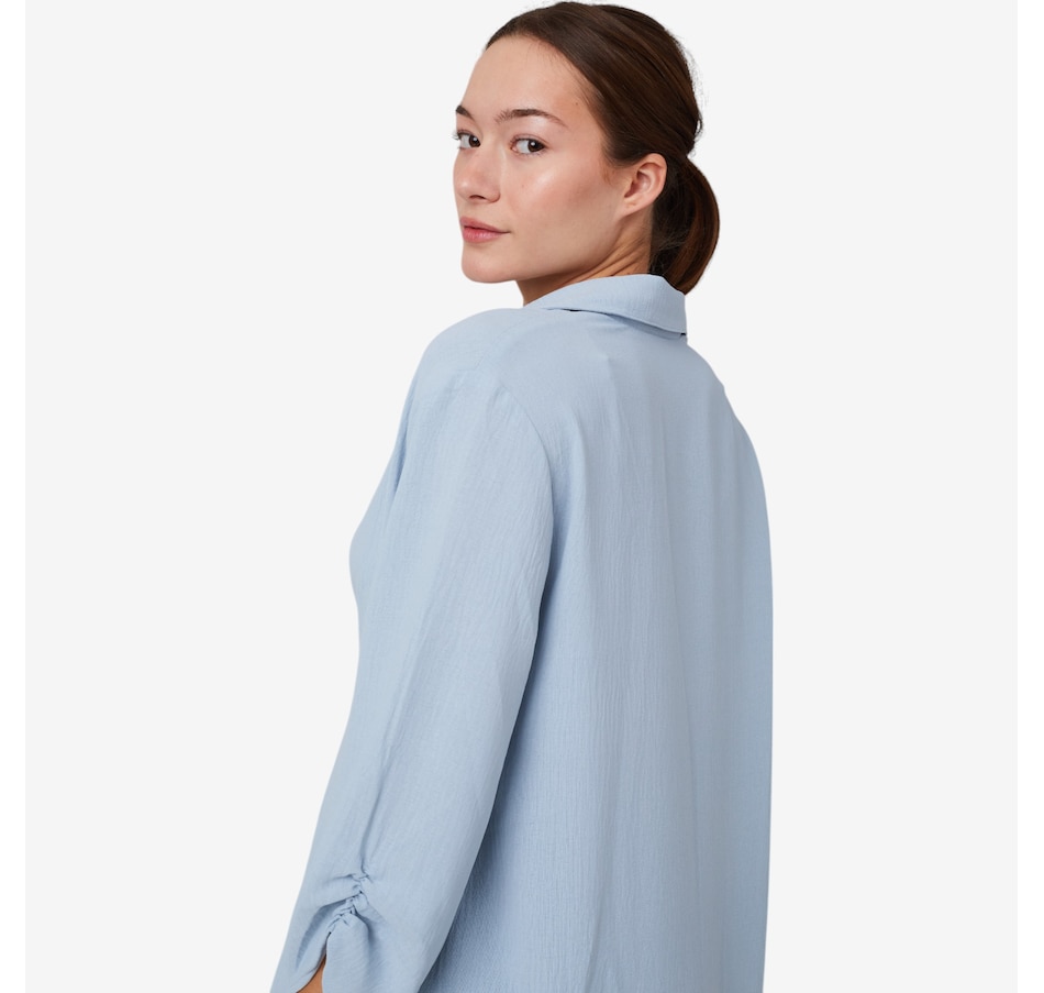 Image 102574_ALTMORE3.jpg, Product 102-574 / Price $39.88, Kim & Co. Crinkle Poplin 3/4 Ruched Sleeve Emma Shirt from Kim & Co. on TSC.ca's Fashion department