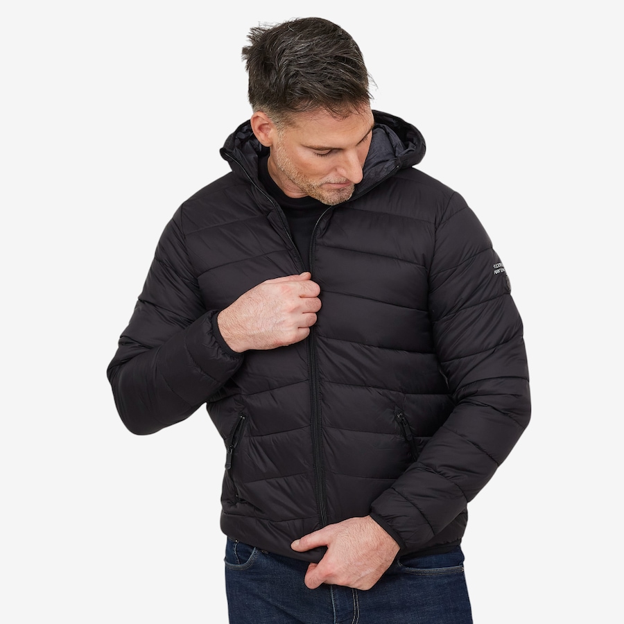 Image 102644_ALTMORE4.jpg, Product 102-644 / Price $59.88, Point Zero Men's Iconic Ultralight Packable Quilted Jacket from Point Zero on TSC.ca's Fashion department