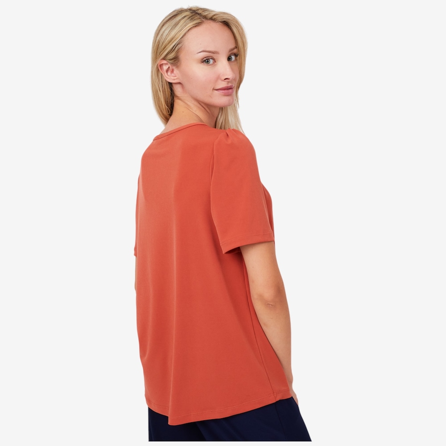 Image 103008_ALTMORE3.jpg, Product 103-008 / Price $19.88, Kim & Co. Brazil Knit Essential Short Sleeve Sweet V-Neck Top from Kim & Co. on TSC.ca's Fashion department