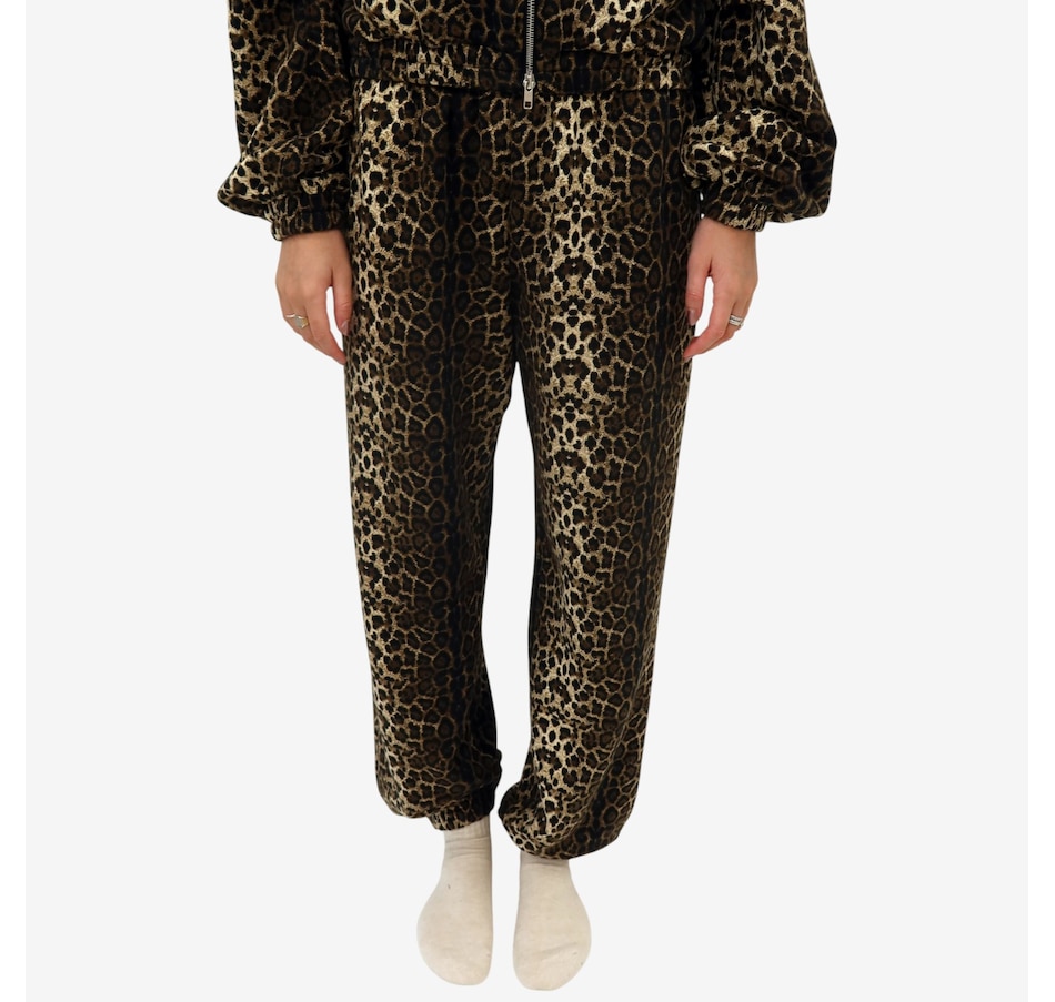 Image 103266_LEP.jpg, Product 103-266 / Price $119.00, Brunette The Label Bubble Jogger from Brunette The Label on TSC.ca's Fashion department