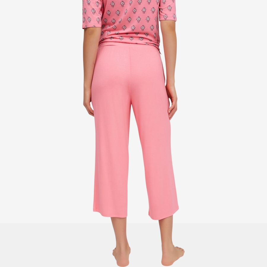 Image 103275_ALTMORE2.jpg, Product 103-275 / Price $50.00, Cuddl Duds Soft Stretch Cropped Pant from Cuddl Duds on TSC.ca's Fashion department