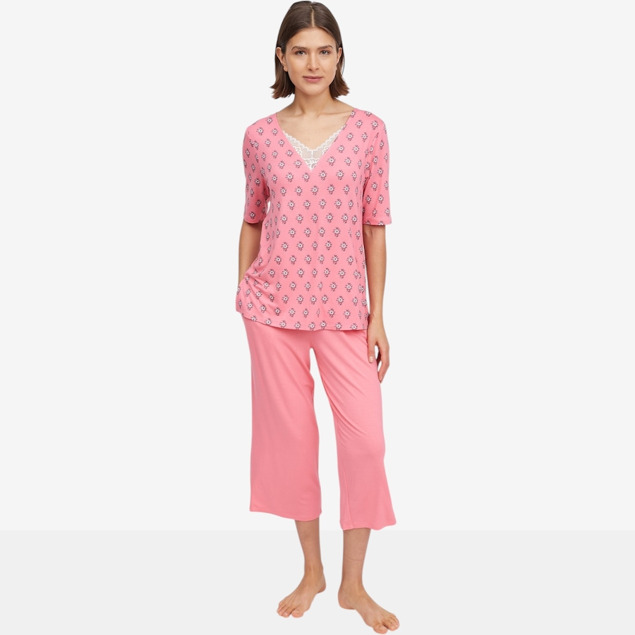 Image 103275_ALTMORE3.jpg, Product 103-275 / Price $50.00, Cuddl Duds Soft Stretch Cropped Pant from Cuddl Duds on TSC.ca's Fashion department