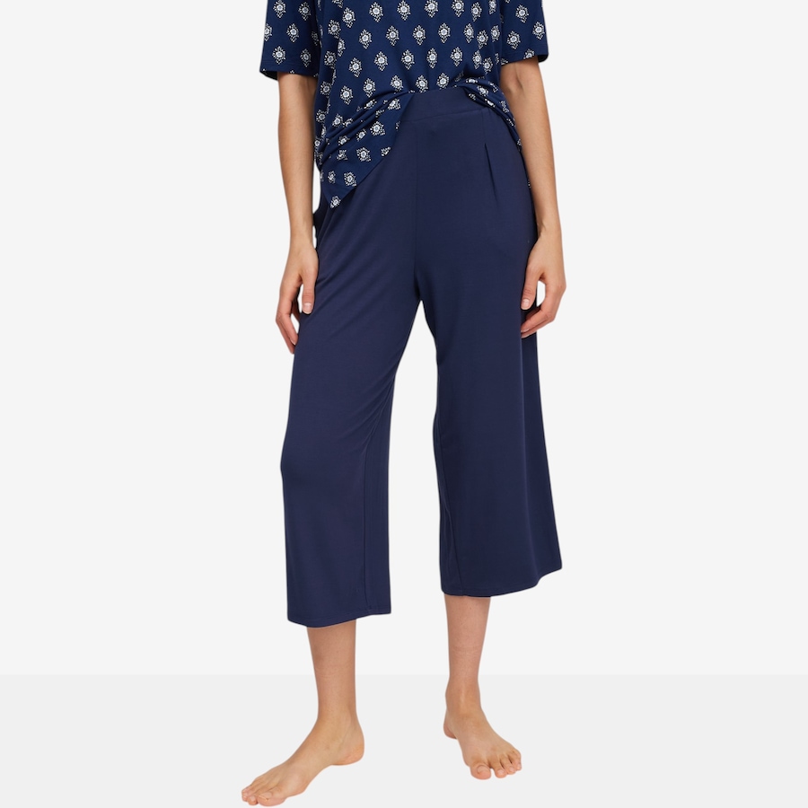 Image 103275_DSBLU.jpg, Product 103-275 / Price $50.00, Cuddl Duds Soft Stretch Cropped Pant from Cuddl Duds on TSC.ca's Fashion department