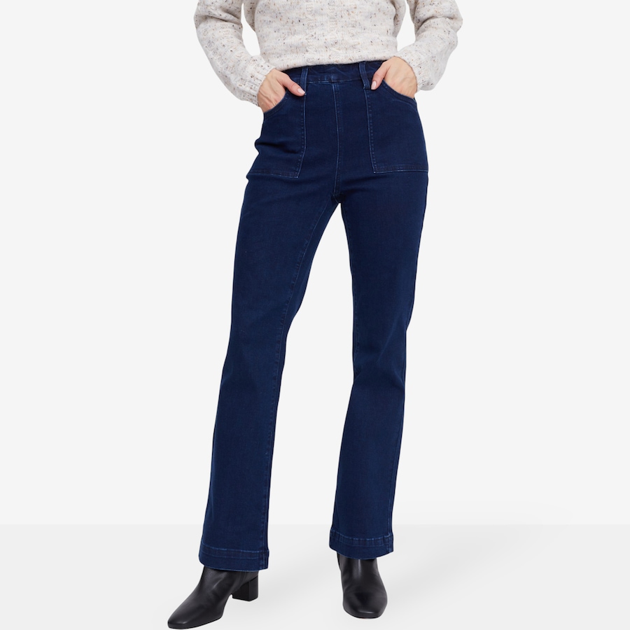 Image 103305_ALTMORE1.jpg, Product 103-305 / Price $59.88, Diane Gilman Lux Touch The New Bootcut Jean from DG2 by Diane Gilman on TSC.ca's Fashion department