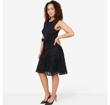 N Natori Suzani Lace Diagonal Seam Flare Dress