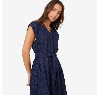 Product 103-540 / Price $179.90 , Wynne Style Novelty Clip Jacquard Dress