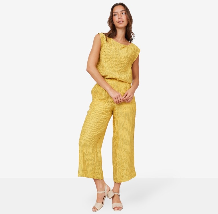 Wynne Style Textured Crinkle Fabric Top - TSC.ca