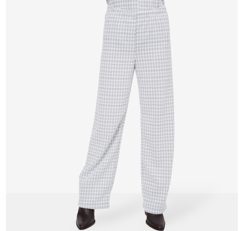 Image 103841_GMU.jpg, Product 103-841 / Price $44.88, Kim & Co. Houndstooth Sweater Jacquard Seamfree Kati Straight Leg Trouser from Kim & Co. on TSC.ca's Fashion department