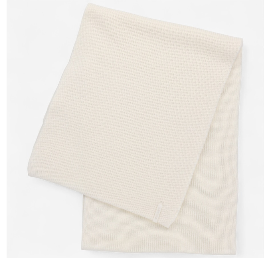 Image 104006_OWH.jpg, Product 104-006 / Price $98.00, Tilley Merino Scarf from Tilley on TSC.ca's Fashion department