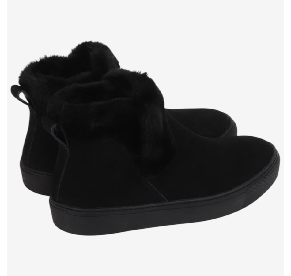 Image 104014_ALTMORE2.jpg, Product 104-014 / Price $170.00, Cougar Duffy Shearling Boot from Cougar Footwear on TSC.ca's Shoes department