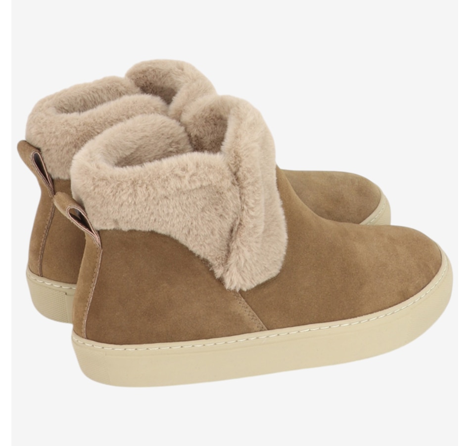 Image 104014_ALTMORE3.jpg, Product 104-014 / Price $170.00, Cougar Duffy Shearling Boot from Cougar Footwear on TSC.ca's Shoes department