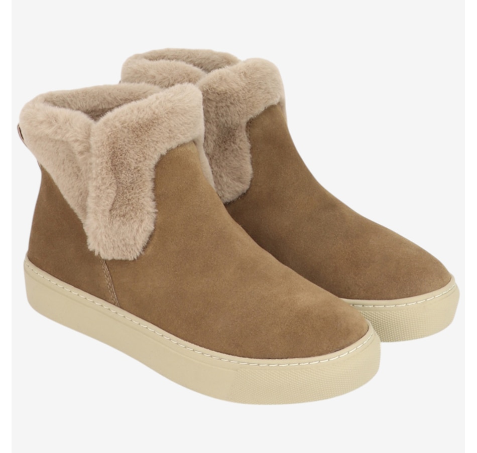 Image 104014_DRAFT.jpg, Product 104-014 / Price $170.00, Cougar Duffy Shearling Boot from Cougar Footwear on TSC.ca's Shoes department