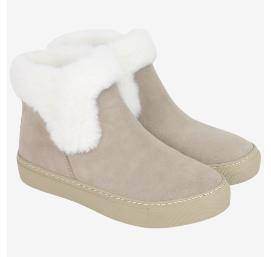 Image 104014_MRM.jpg, Product 104-014 / Price $170.00, Cougar Duffy Shearling Boot from Cougar Footwear on TSC.ca's Shoes department