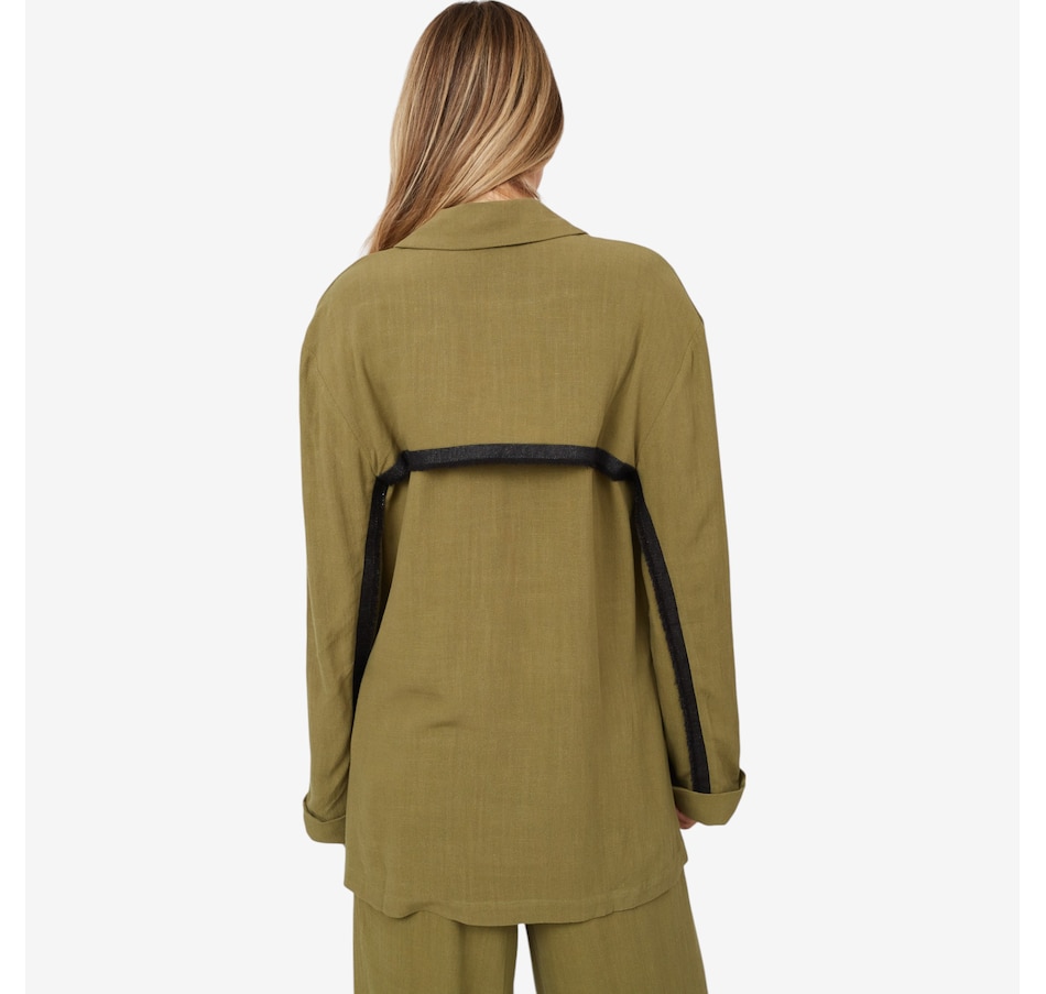 Image 104079_ALTMORE1.jpg, Product 104-079 / Price $159.90, Jhoan Sebastian Grey Linen Blend Cropped Blazer from Jhoan Sebastian Grey on TSC.ca's Fashion department