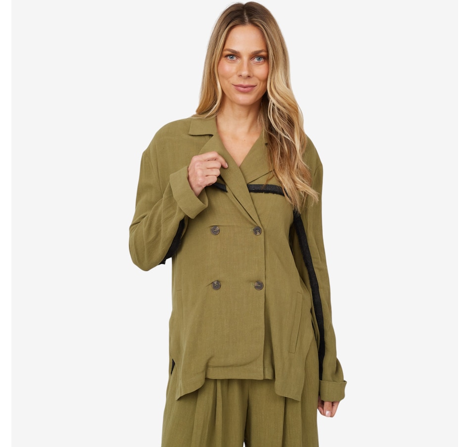 Image 104079_SAWD.jpg, Product 104-079 / Price $159.90, Jhoan Sebastian Grey Linen Blend Cropped Blazer from Jhoan Sebastian Grey on TSC.ca's Fashion department