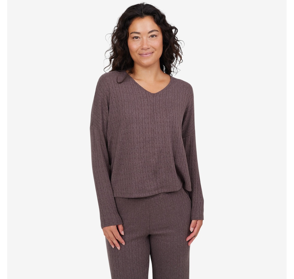 Image 104123_CHBRN.jpg, Product 104-123 / Price $69.99, Kim & Co. Soft Cable Knit Relaxed Top from Kim & Co. on TSC.ca's Fashion department