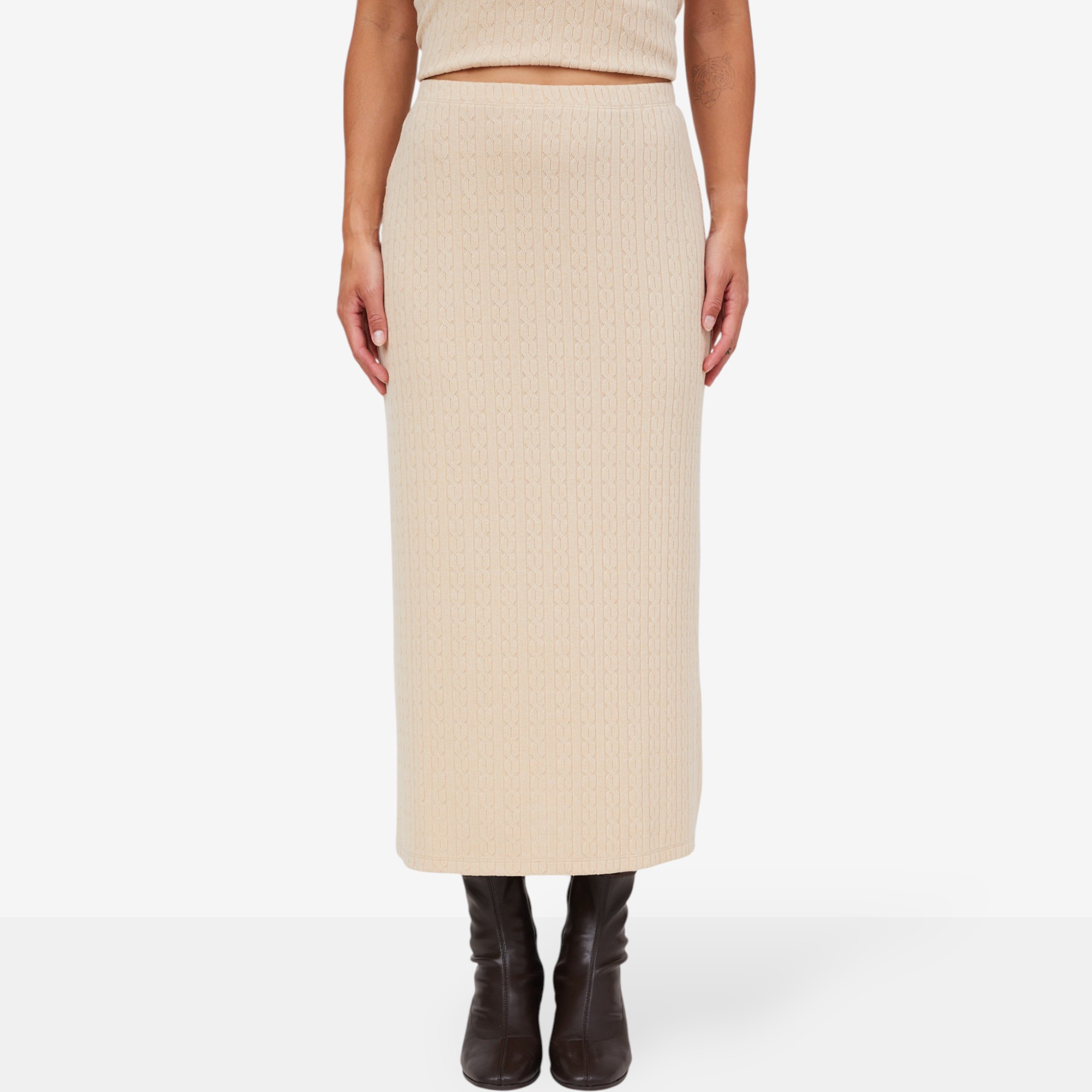 Kim & Co. Soft Cable Knit Long A-Line Skirt - TSC.ca